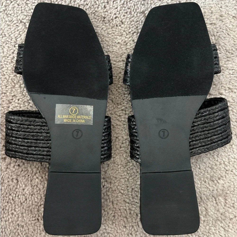 Olivia Ferguson Womens Black Sandals Flat‎ 7